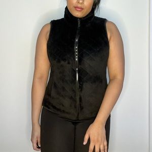 Black Sleeveless Faux Fur Vest